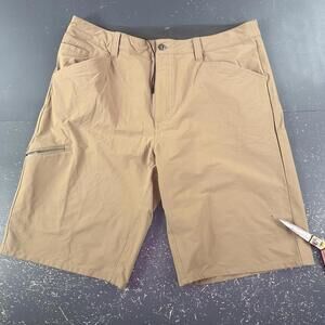 Patagonia Quandry Shorts Mens 38 Tan Beige Zip Cargo Nylon Stretch Hike Jog